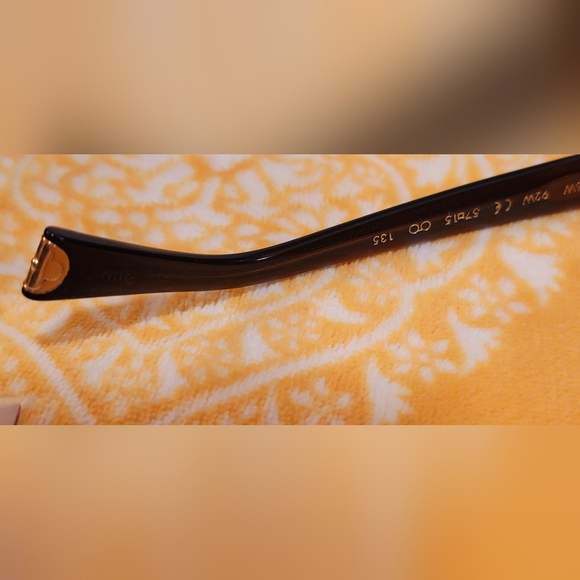 Authentic LOUIS VUITTON Brown Glitter Frame Heather Strass Sunglasses, Tortoise - Picture 11 of 16